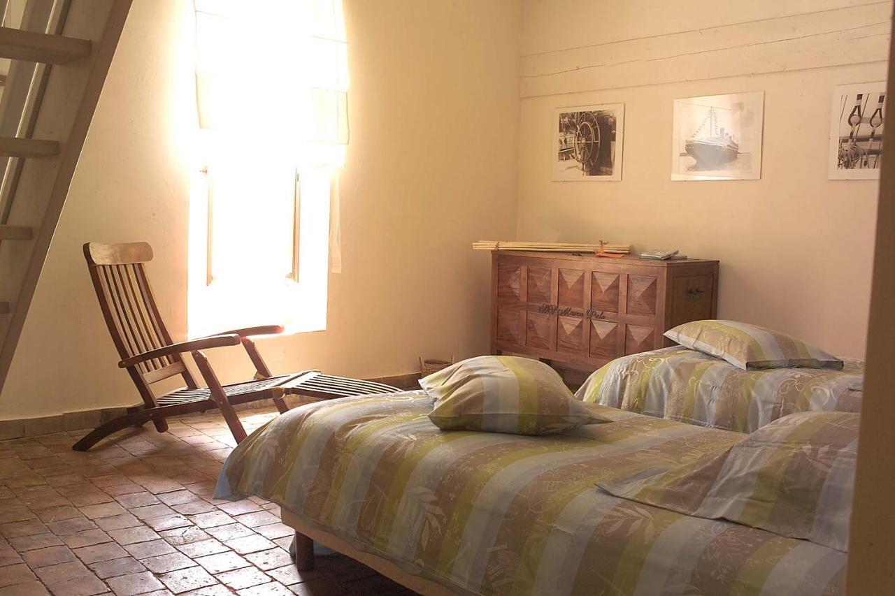 Demeure De Digoine "Chambre D'Hotes" Бур-Сент-Андеоль Экстерьер фото